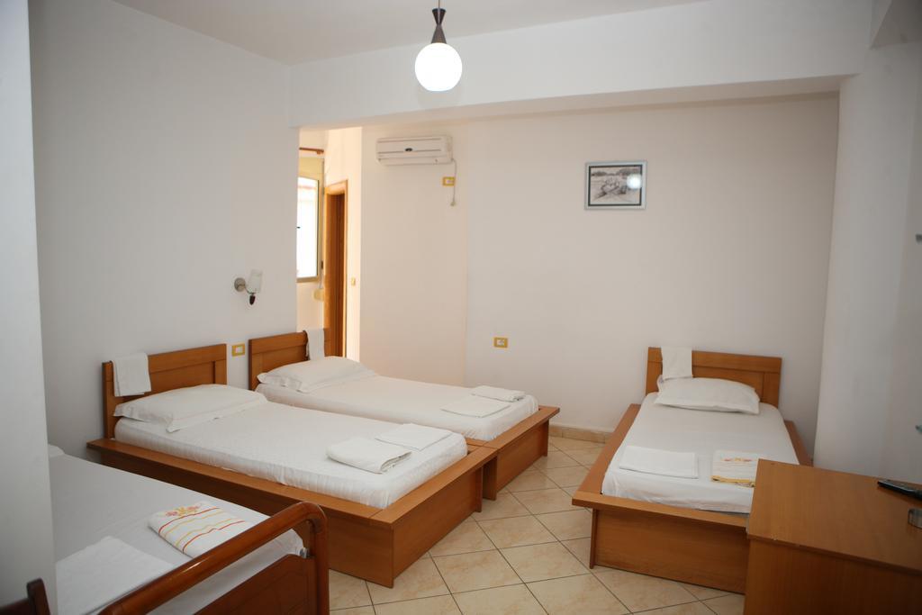 Hotel Alpine Vlorë 客房 照片