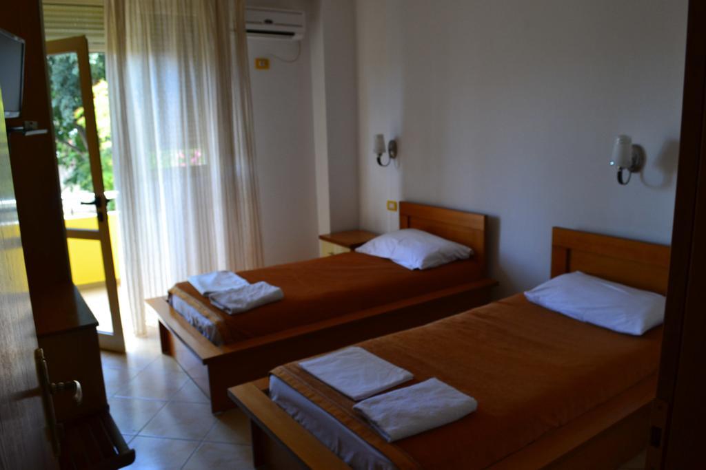 Hotel Alpine Vlorë 客房 照片
